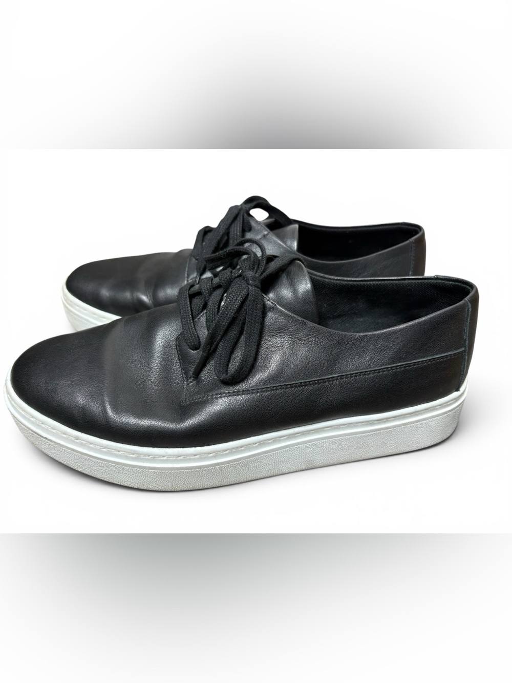 Eileen Fisher Soft Black Leather Sneakers Size Women’s 8